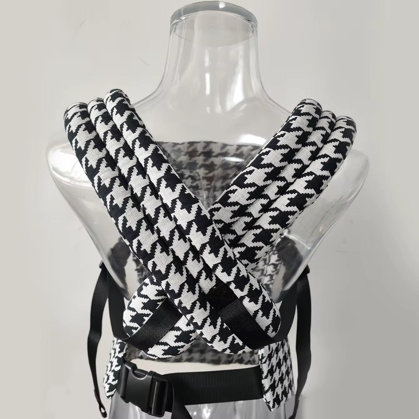 LIMITLESS Baby Carrier – Houndstooth