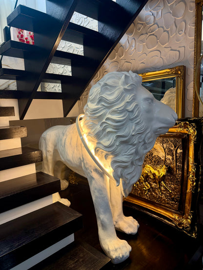 Real Size Sculpture Lion Floor Lamp